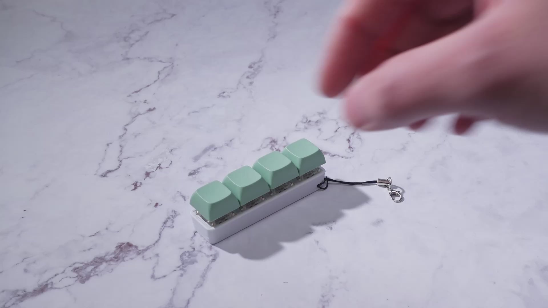 4x1 Stick: Mechanical Fidget Keychain